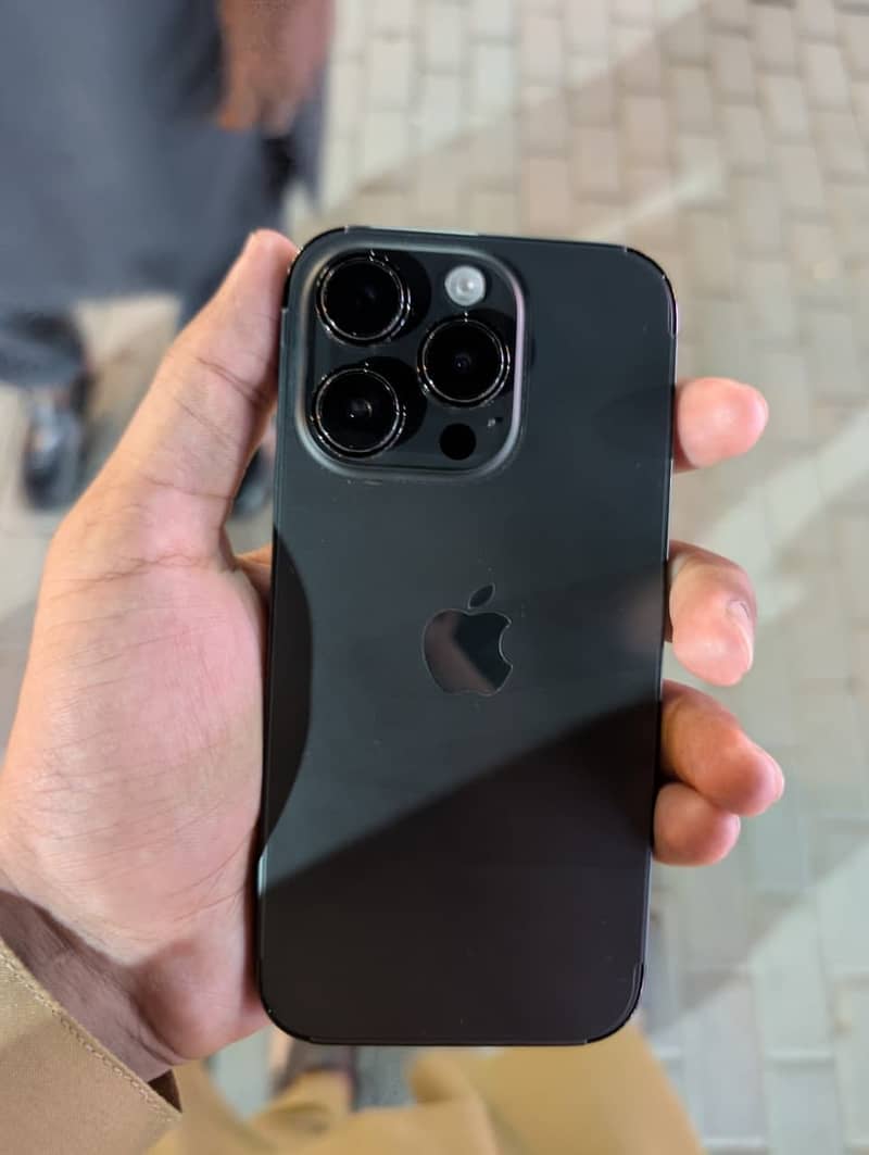 Apple iPhone 14 Pro 4