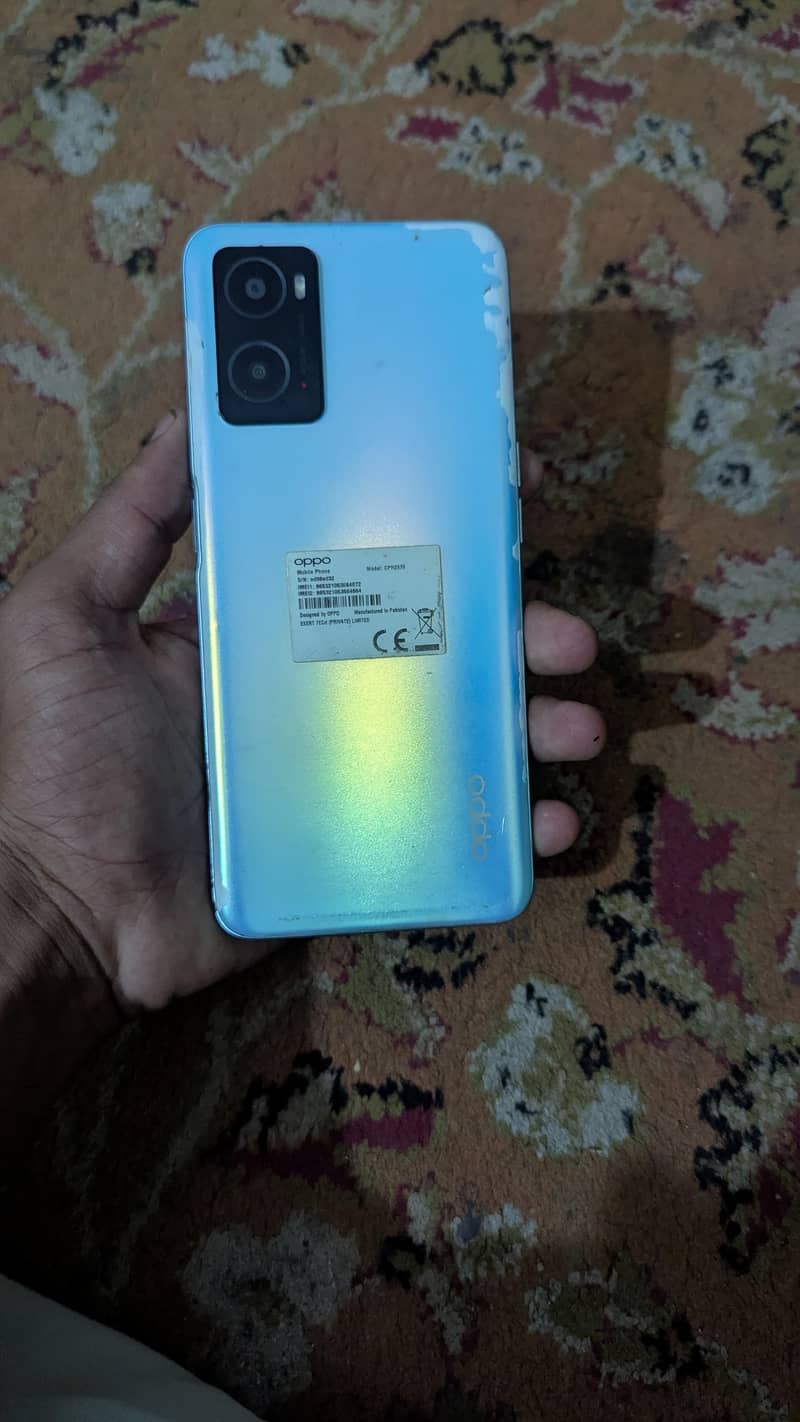OPPO A76 3