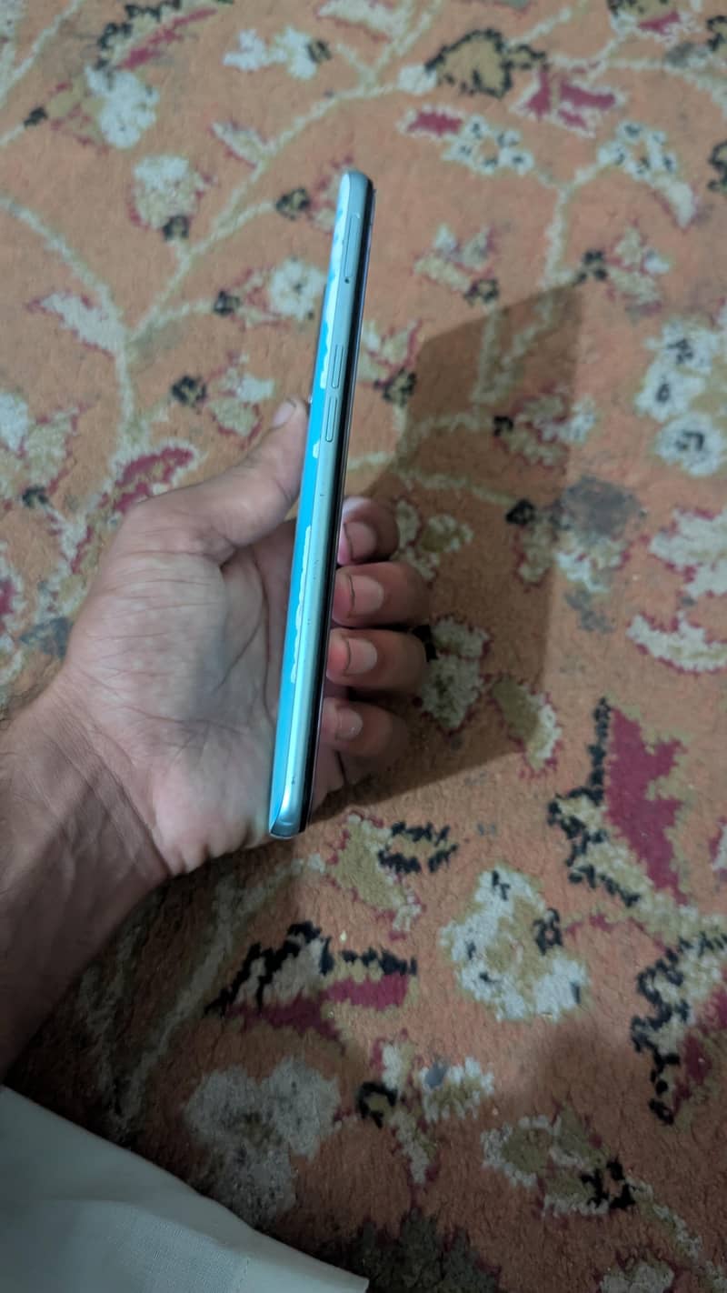 OPPO A76 4