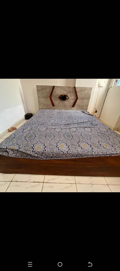 King Size Bed With Dressing