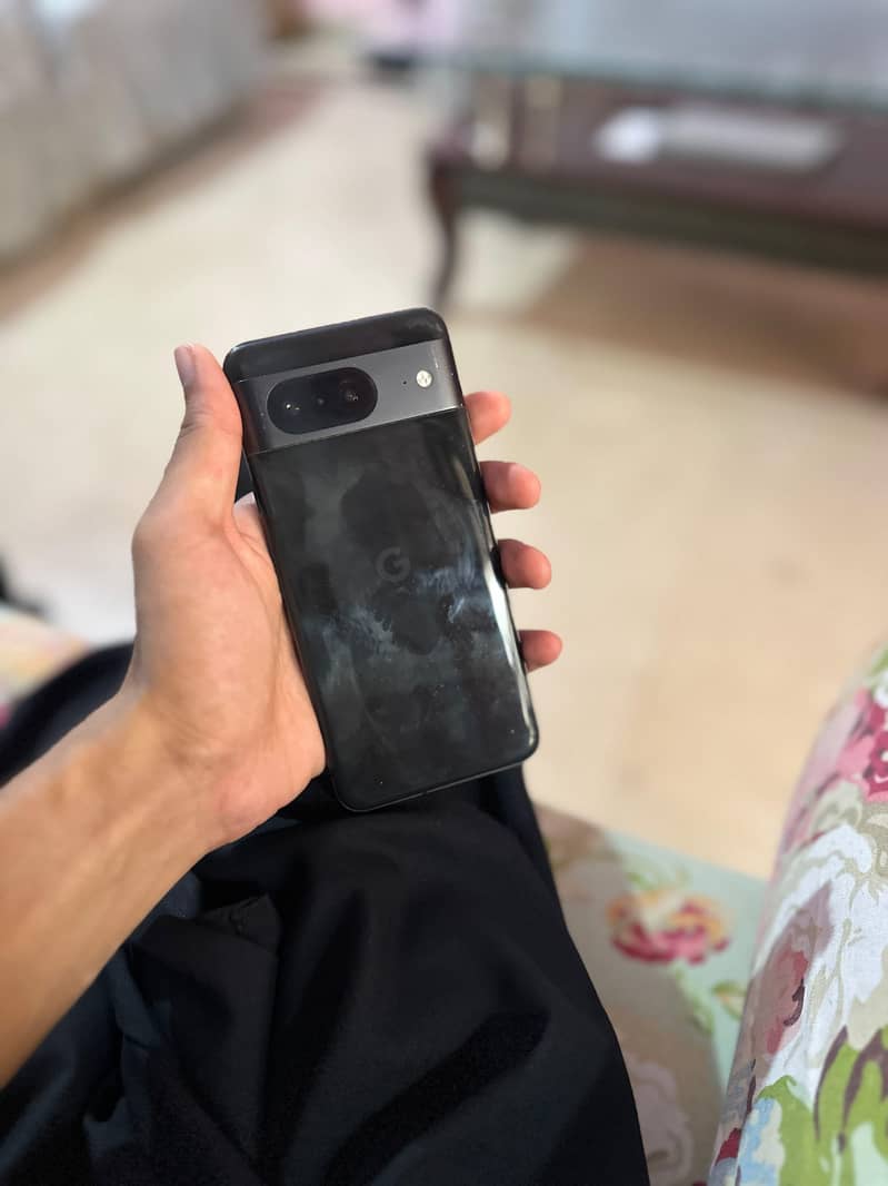 Google Pixel 8 5