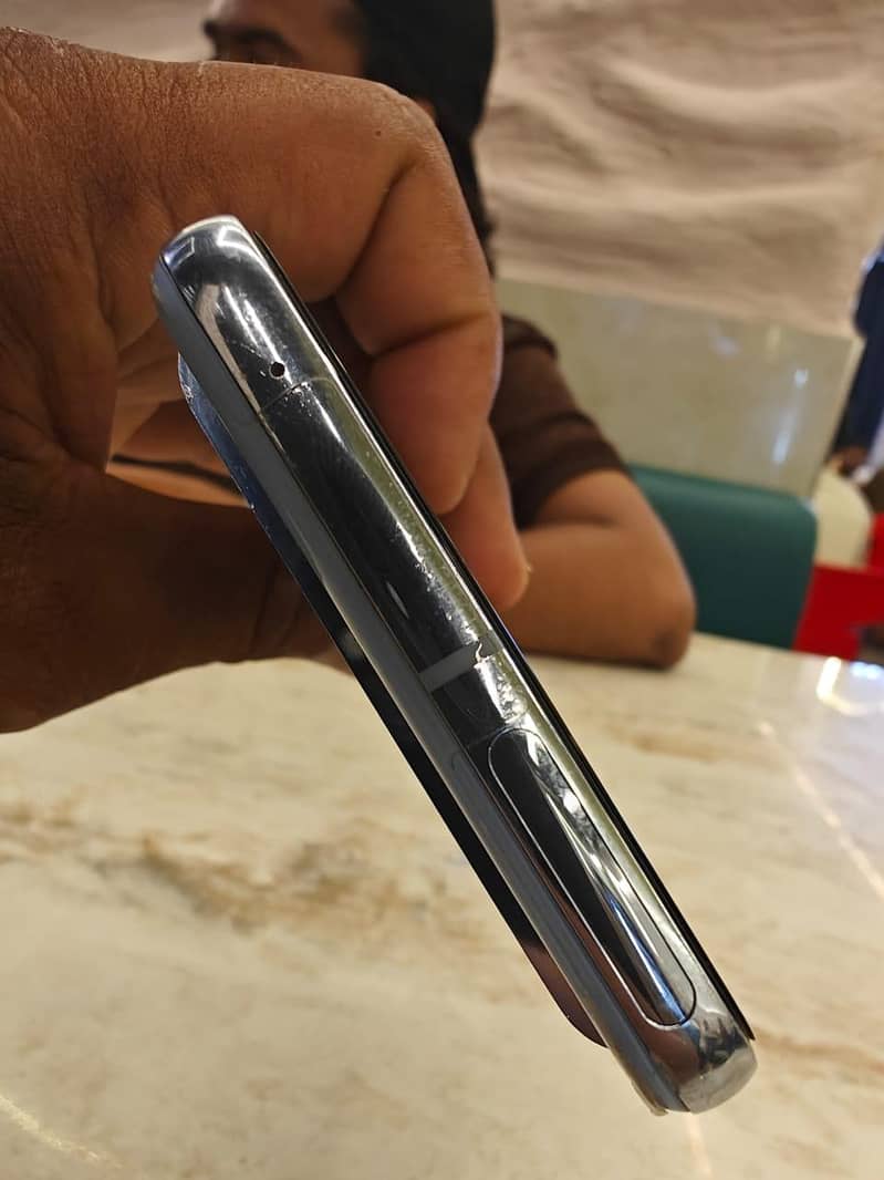 Google Pixel 8 Pro 3