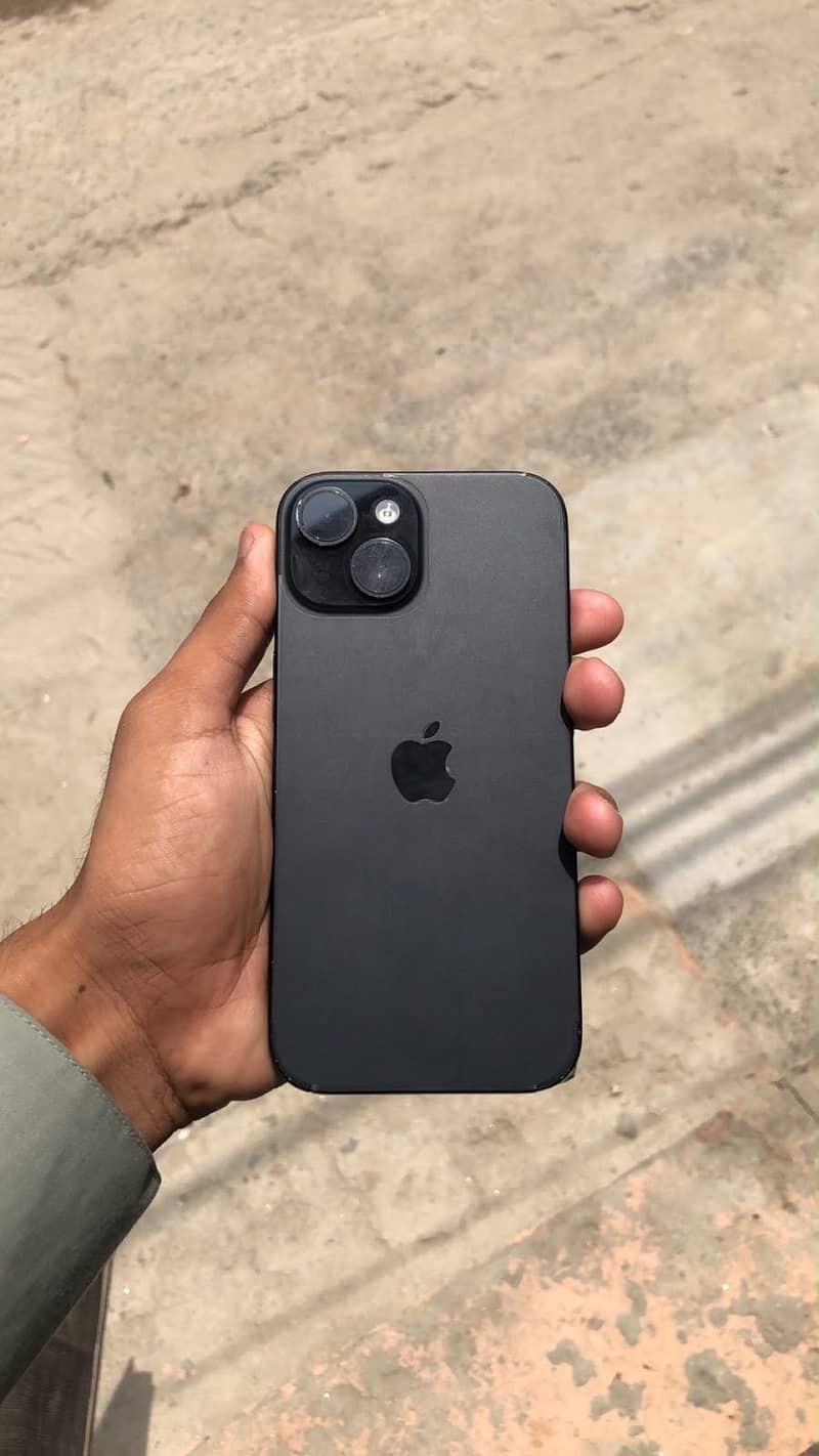 Apple iPhone 15 5