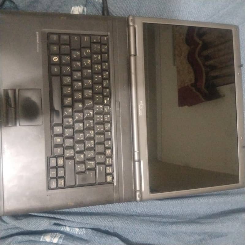 Fujitsu Siemens computer 0