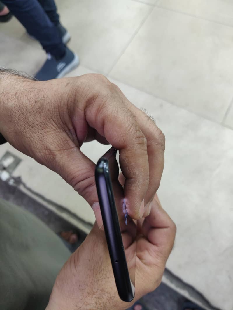 One Plus 6T 3