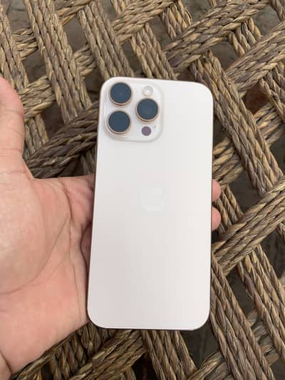 Apple iPhone 16 Pro Max jv