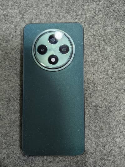 OPPO Reno 12F