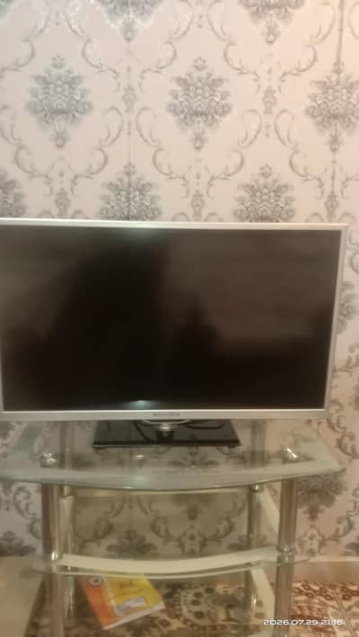 Eco star LCD 32 inches
