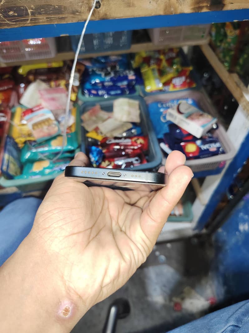 IPHONE 15 ICLOUD BYEPAS HONAY WLAA HAI 2
