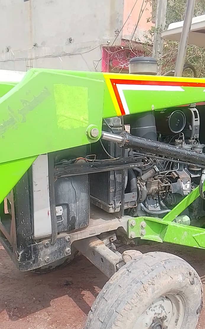 Tractor 4