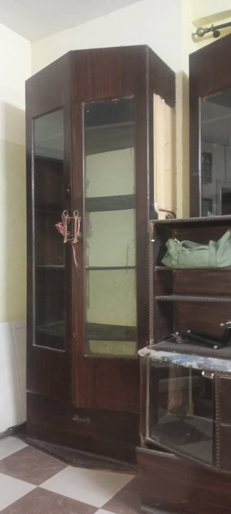cabinets. . 2 1