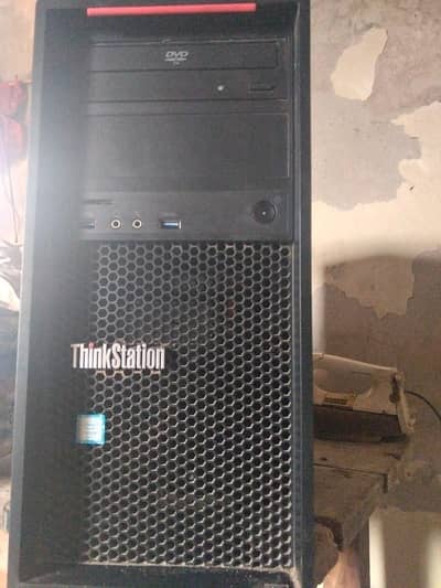 10/10 condition 10 GB graphic card mad Black color