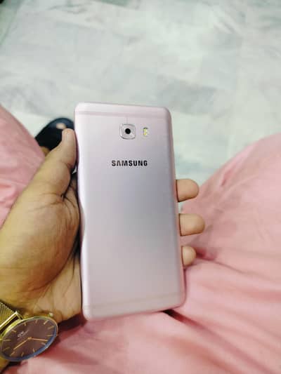 Samsung C9 Pro6gb 64gb