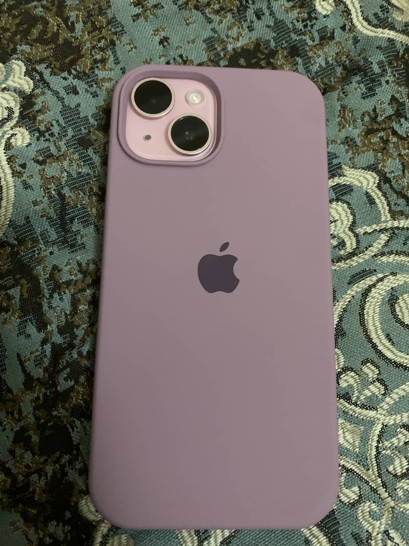 Apple iPhone 15 5