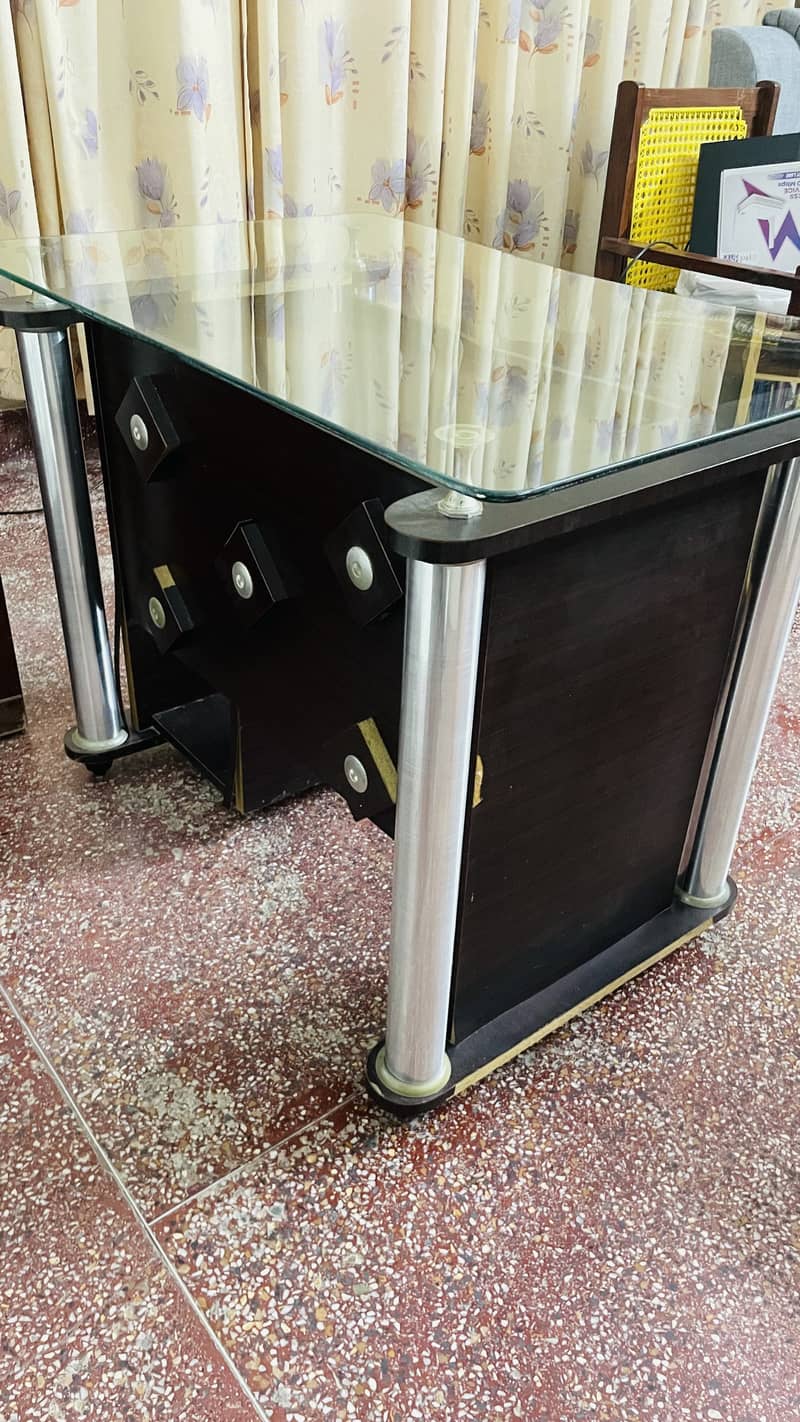 OFFICE COMPUTER TABLE 3