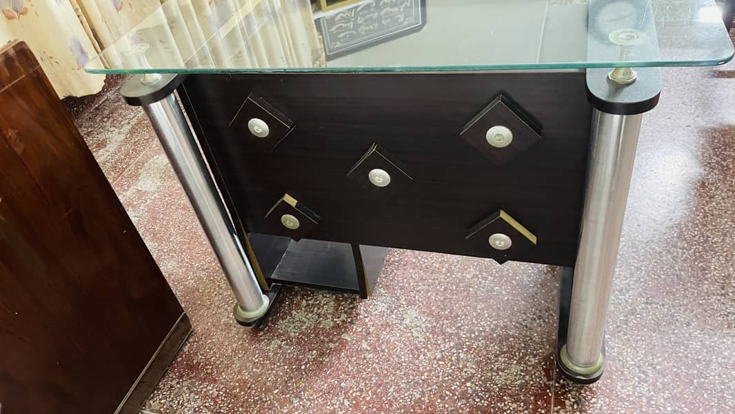 OFFICE COMPUTER TABLE 4