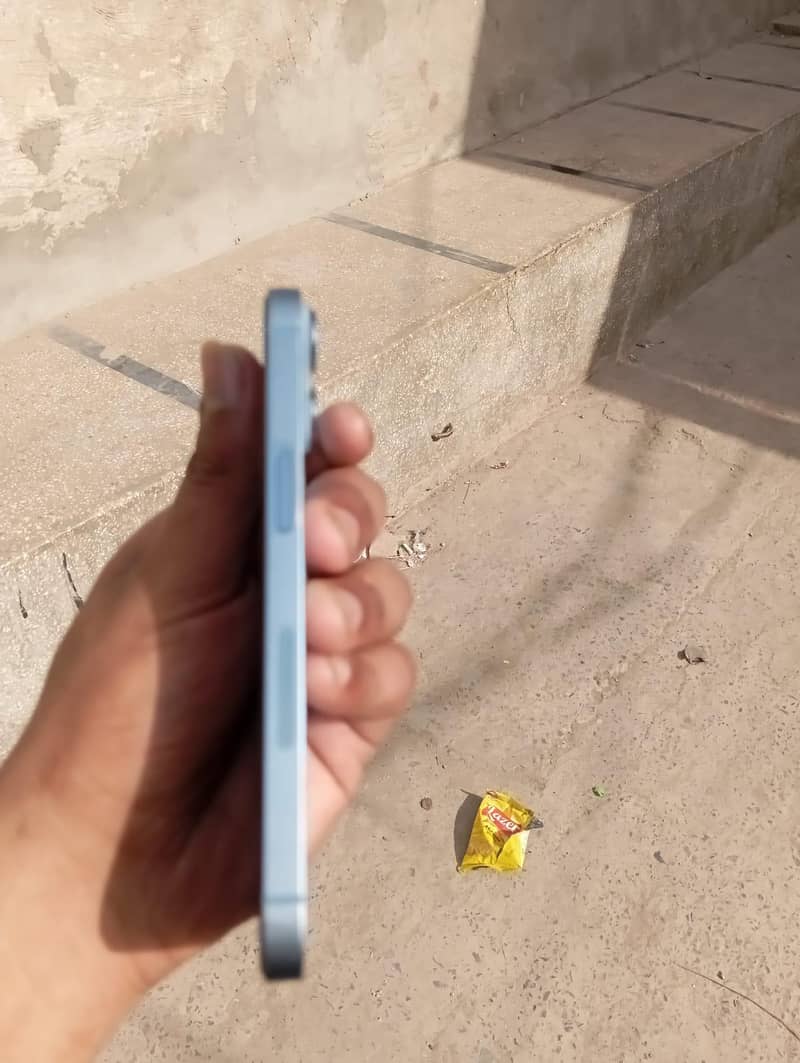 Apple iPhone 14 2