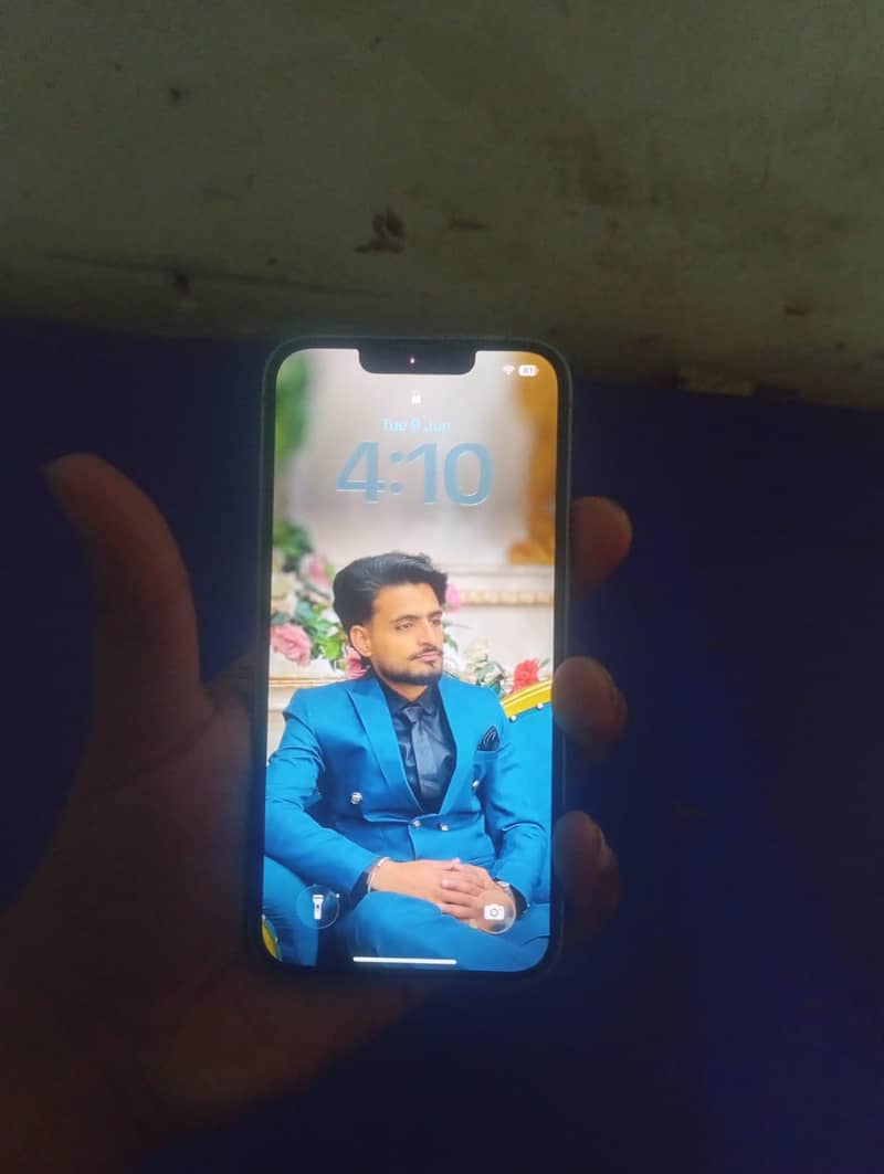 Apple iPhone 14 4