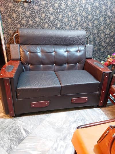 Sofa set neat condition (30000) only