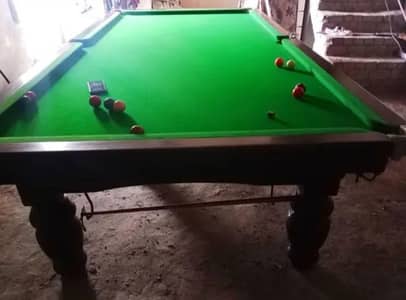 Snooker table 5/10