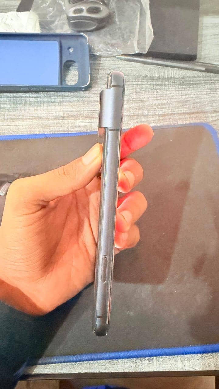 Google Pixel 8 1