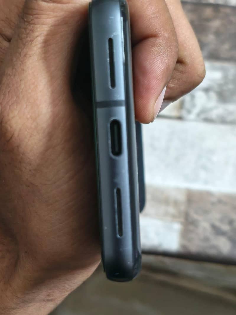 Google Pixel 8 2