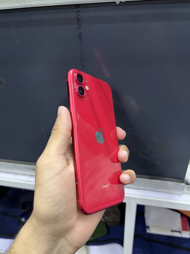 Apple iPhone 11 3