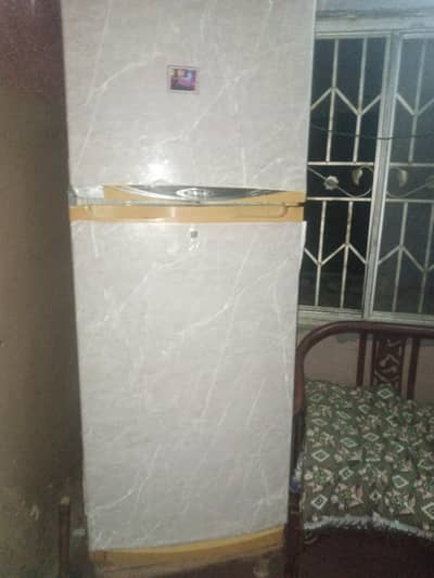 dawlance double door refrigerator exelent condition for sale