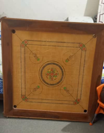 carrom board