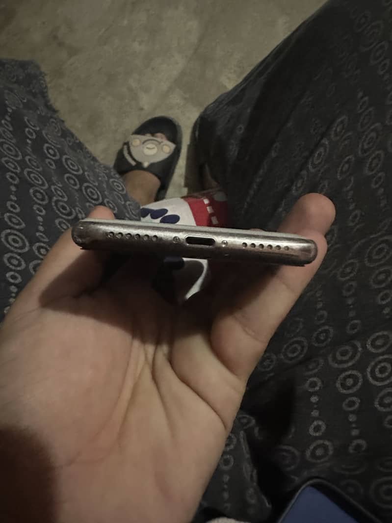 Apple iPhone X 2