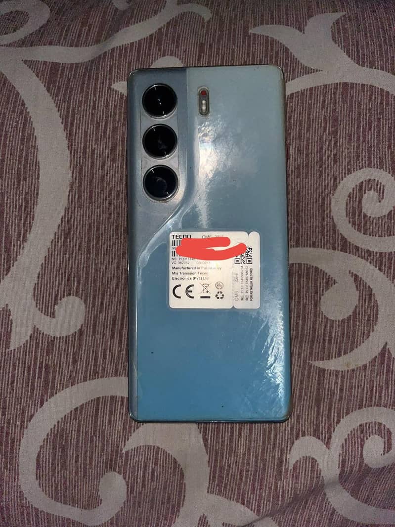 Tecno CAMON 40 Pro 0