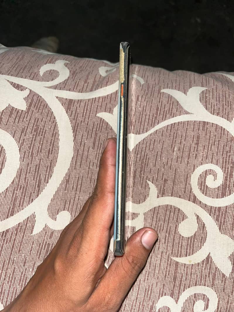 Tecno CAMON 40 Pro 3