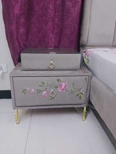 Bedroom set for sale