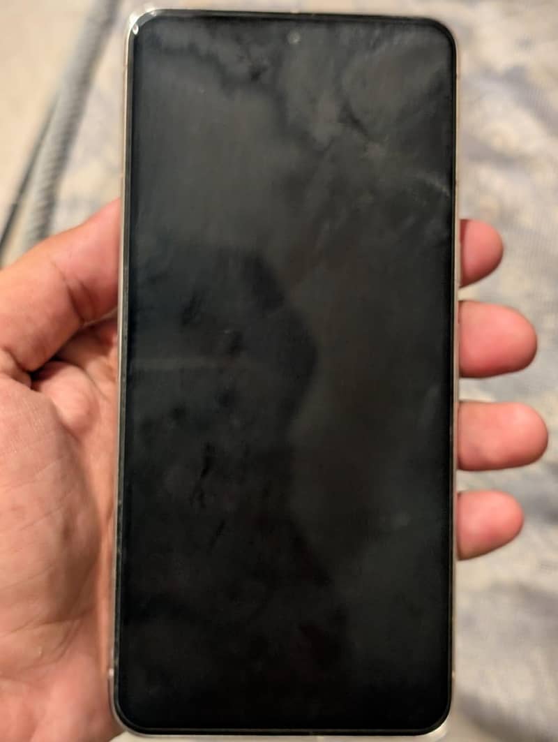 Google Pixel 8 Pro 4