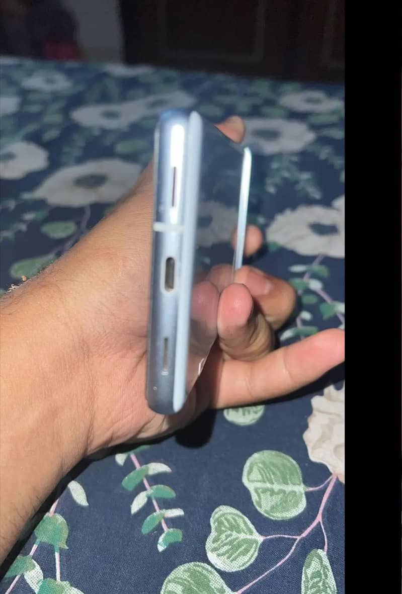 Google Pixel 7a 1