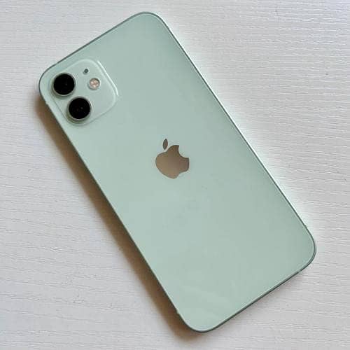 iPhone 12 0