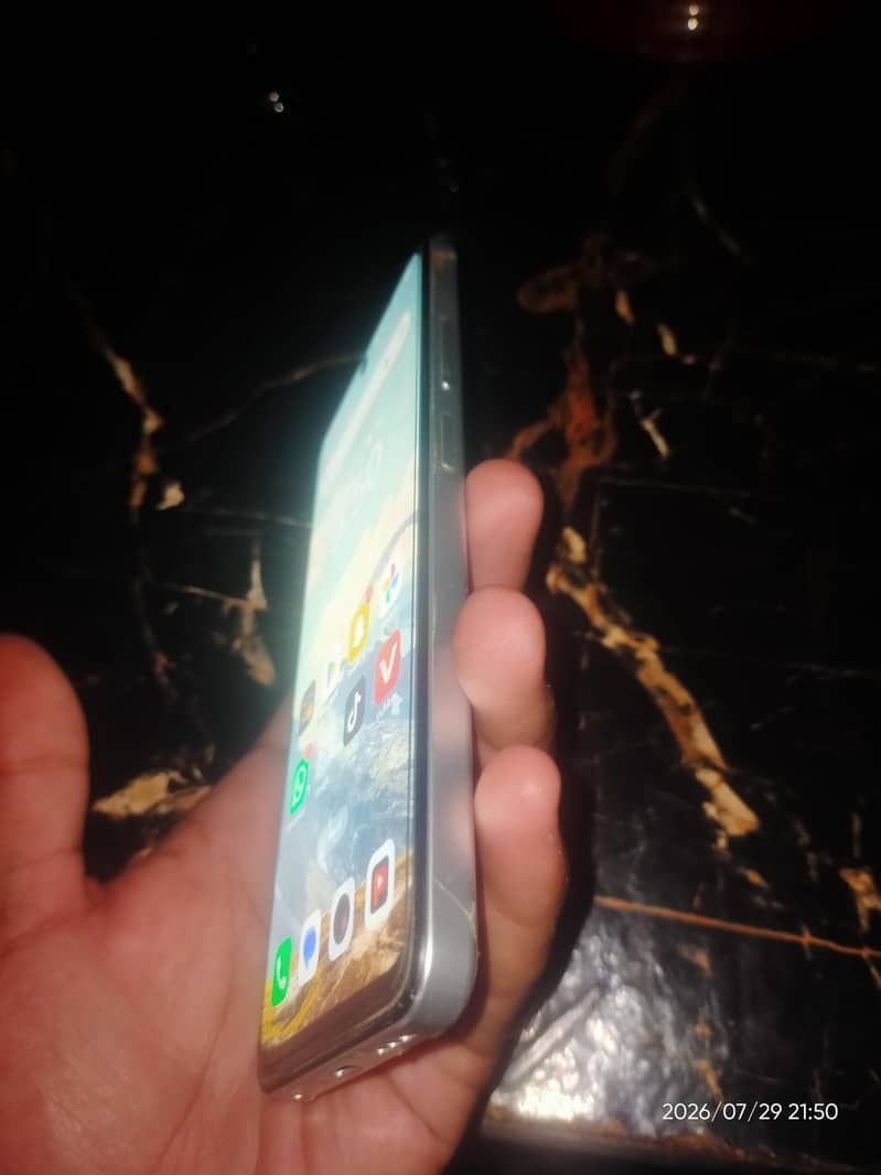 OPPO A5 Pro 1