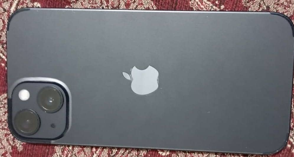 Apple iPhone 13 1