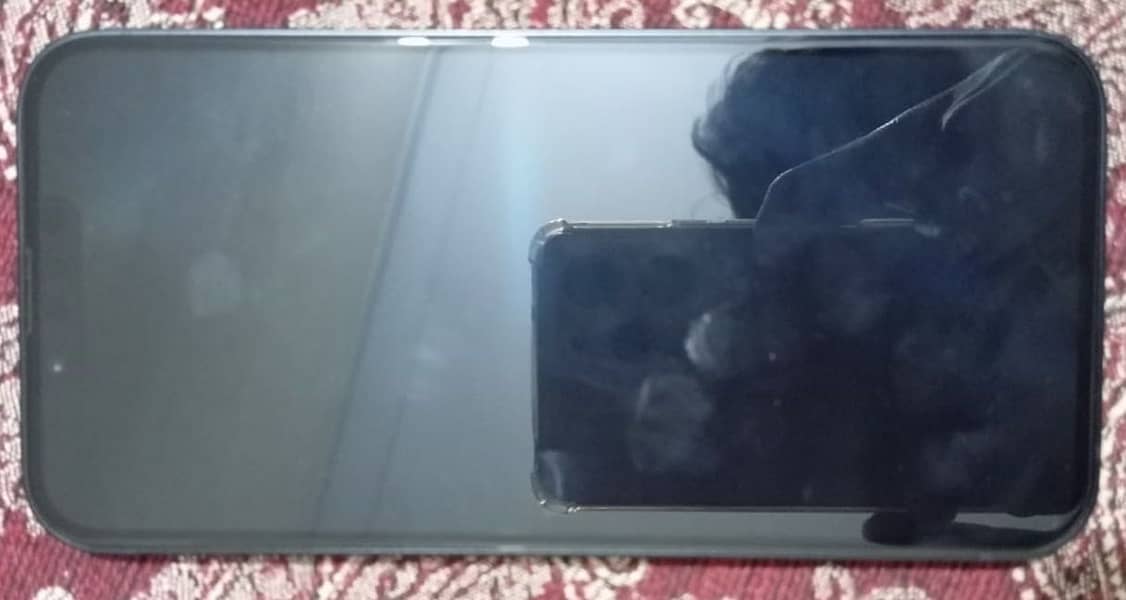 Apple iPhone 13 2