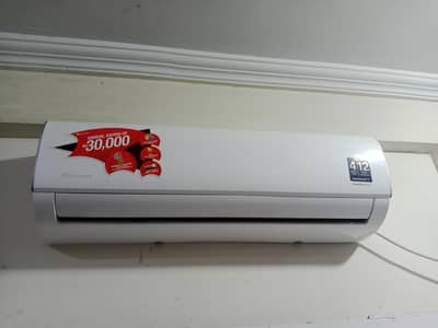 Dawlance 1.5 ton inverter used running good condition