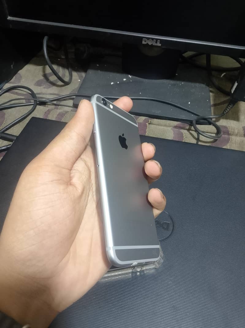 Apple iPhone 6 2