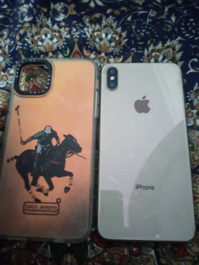 iPhone XS Max (256 gb ) Pta For 1month 15 days Bettery Change clean ph