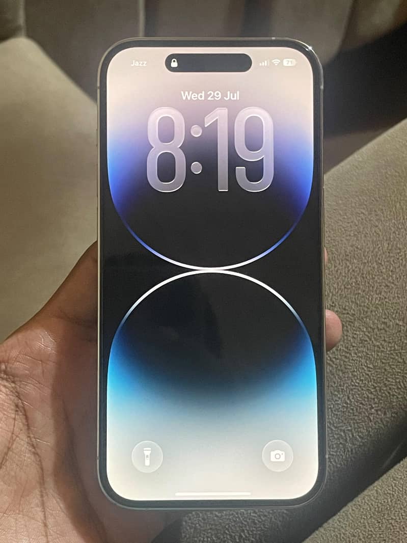 Apple iPhone 14 Pro 1
