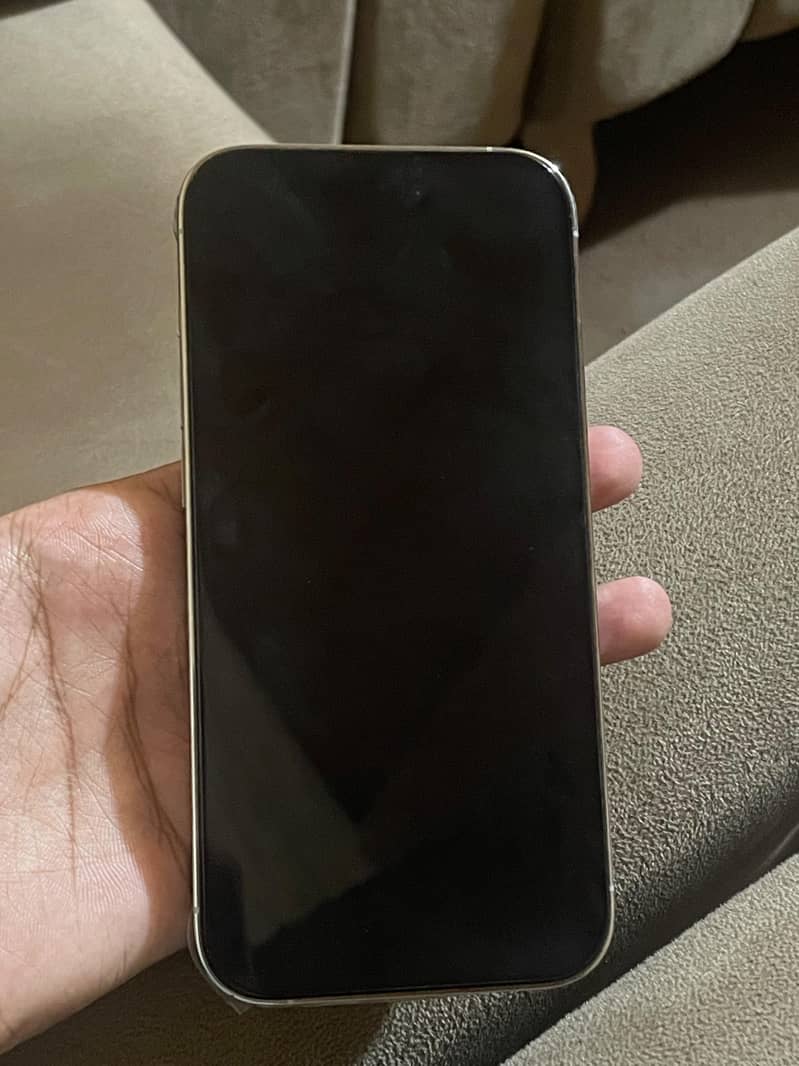 Apple iPhone 14 Pro 3