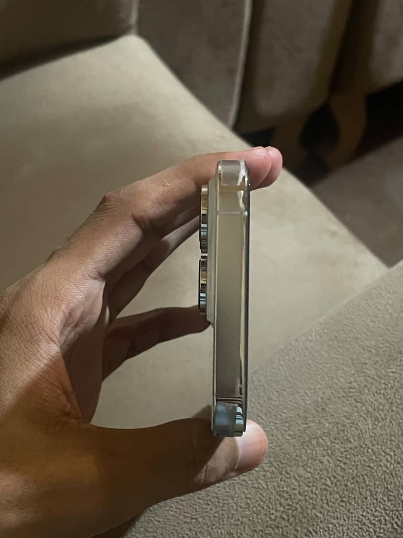 Apple iPhone 14 Pro 7