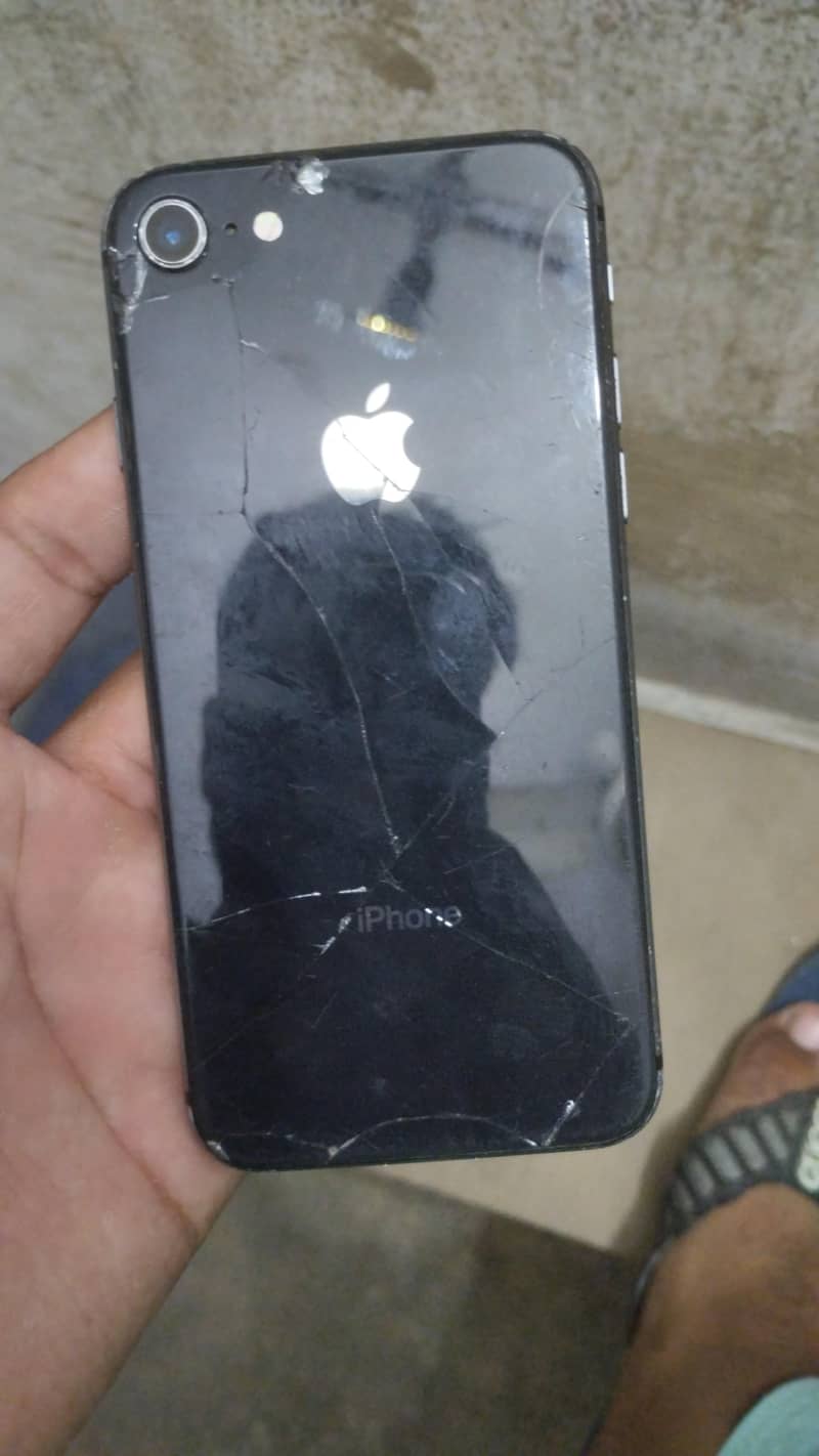 Apple iPhone 8 0