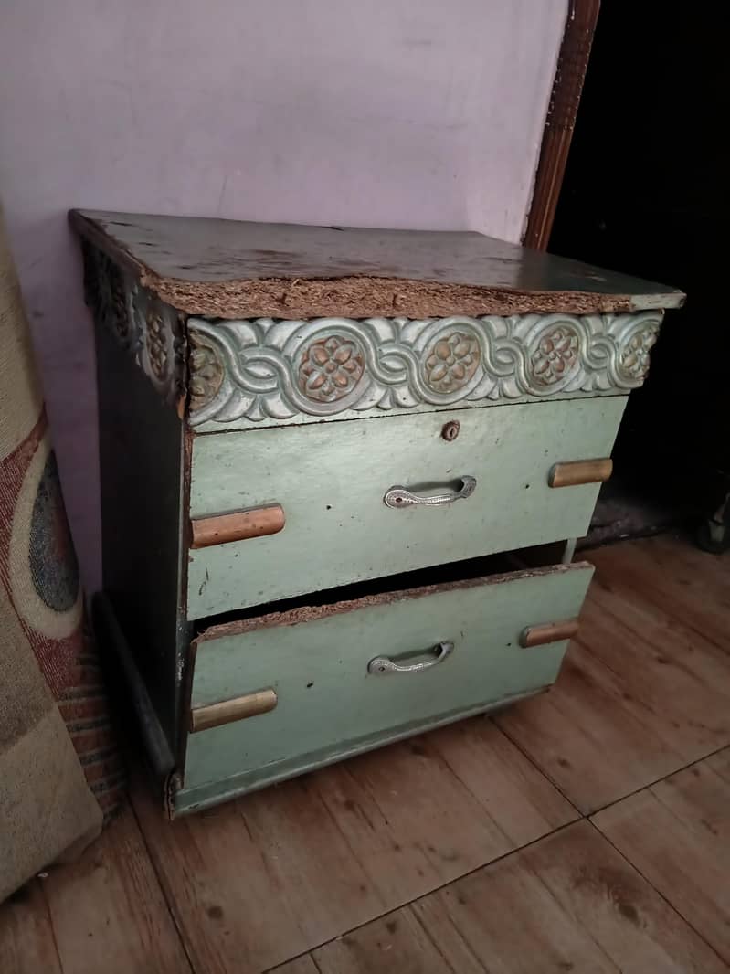 side tables 0