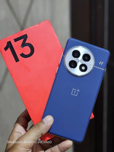 One Plus 13 New With Box 16 GB 512 GB Global