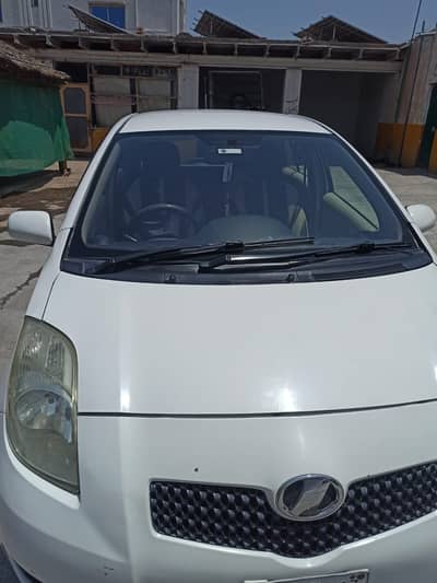 Toyota Vitz 2007