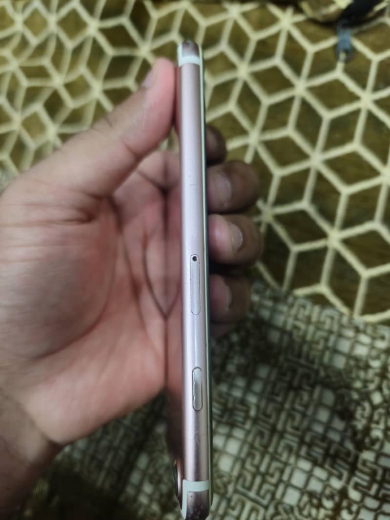 Apple iPhone 7 5